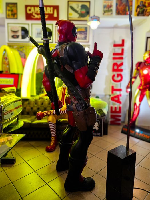 Statua Scultura Deadpool Marvel in Lattice Italiana Led 185cm +Raro+ - Deadpool - Marvel