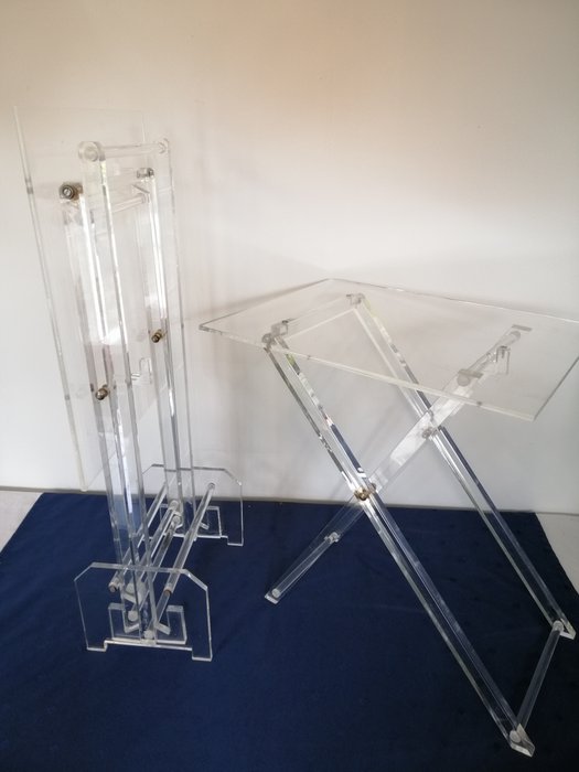 Indskudsborde - Plexiglas / Perspex - To borde i bærbar holder