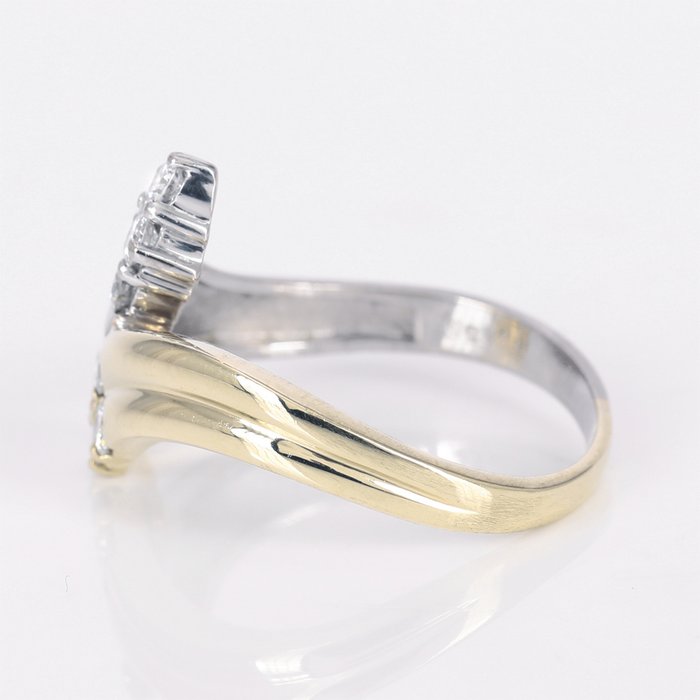 Ingen mindstepris - Designer jewellery - Ring - Hauszertifikat - 14 karat Gulguld, Hvidguld -  0.85ct. tw. Diamant (Natur)  - Huscertifikat