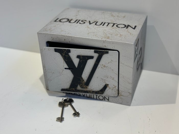 Rob VanMore - Louis Vuitton Vault