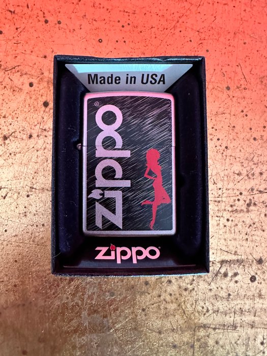 Zippo - Lighter - Jern (støbt/smeltet)