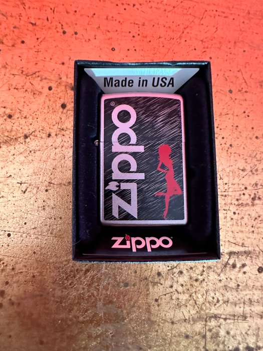 Zippo - Lighter - Jern (støbt/smeltet)