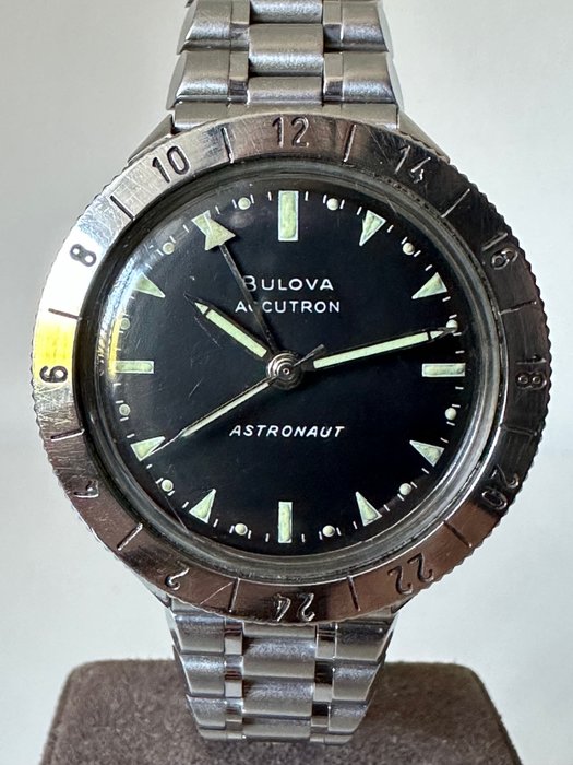 Bulova Accutron - Astronaut - Steel - 1967 (M7) - JB "Bullet" bracelet - GMT - Schaars - Mænd - 1960-1969