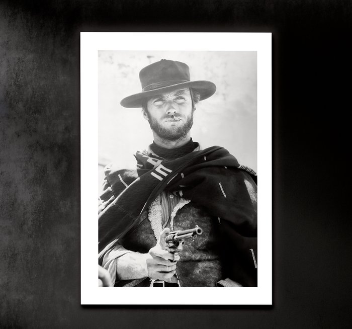 Clint Eastwood Iconics- Collection n°1 - Serie 1 - On Luxury Black Portfolio COA numbered - 60X42 CM - "Cine Arte" COLLECTOR