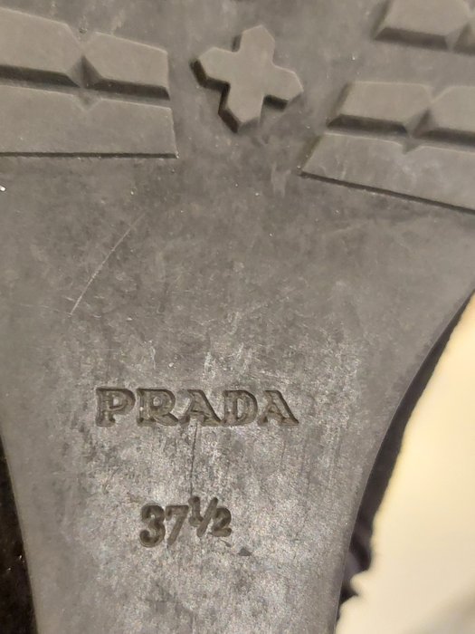 Prada - Knæhøje støvler - Størelse: Shoes / EU 38