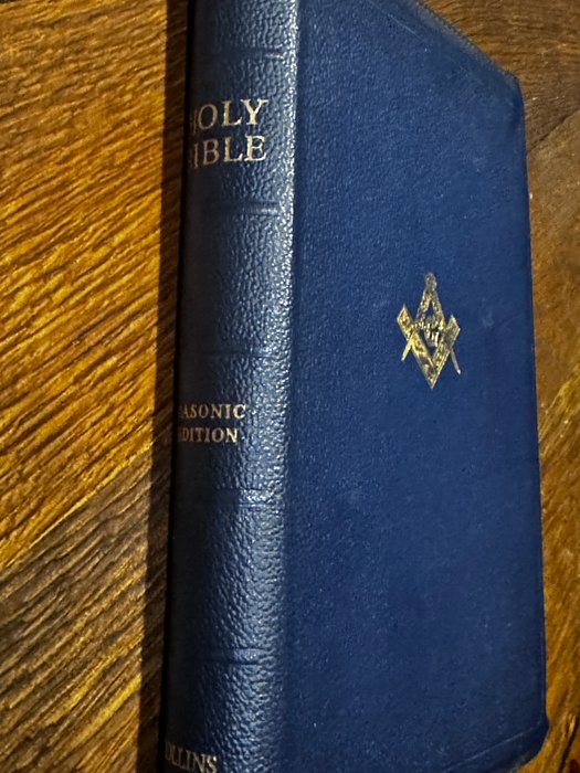 H.L. Haywood - Masonic Bible/ Masonic Edition -1951/Blue Gilded Pages/ Zipper Cover - 1951