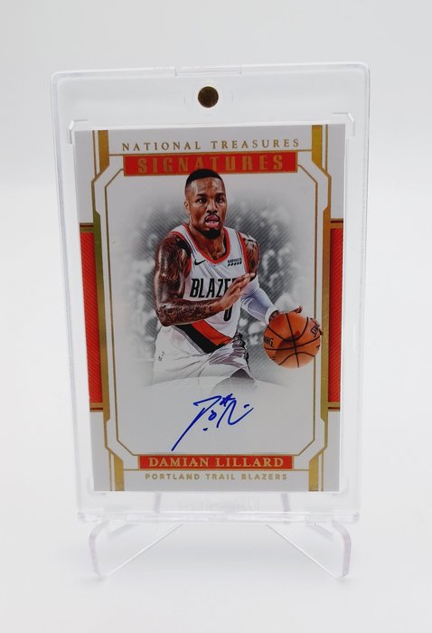 2018/19 Panini National Treasures Damian Lillard 1 of 1 White Box Authentic Signature - 1 Card - Næsten så god som ny (NM)