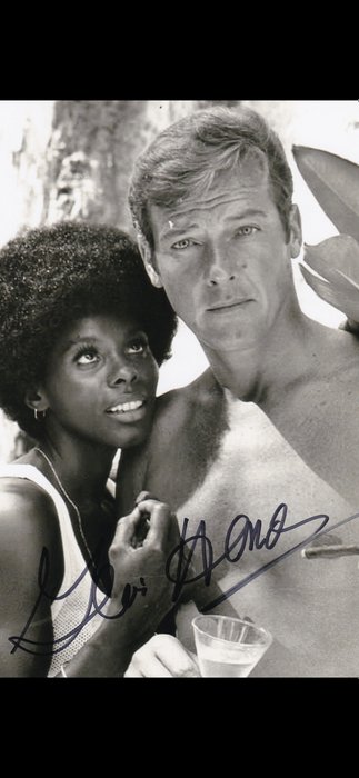 James Bond 007: Live And Let Die - Signed by Gloria Hendry (Rosie Carver)