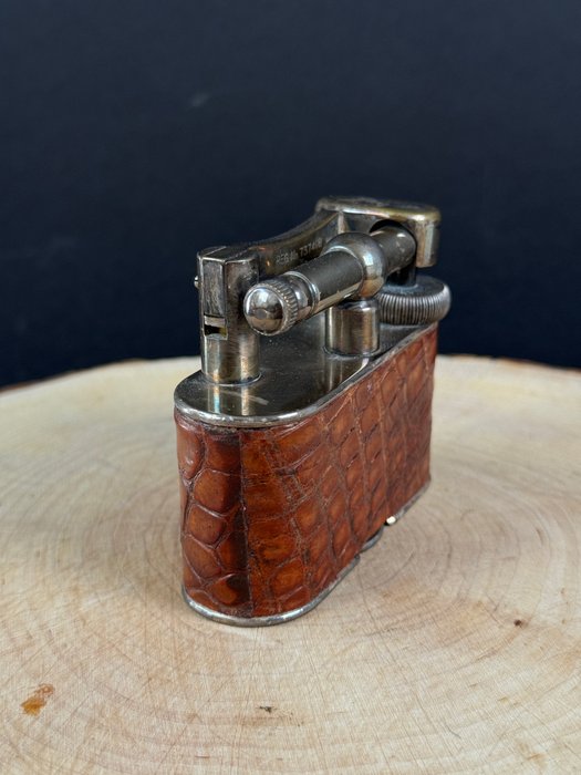 Dunhill - Crocodile Skin "Giant" - Lighter - Forsølvet, Læder