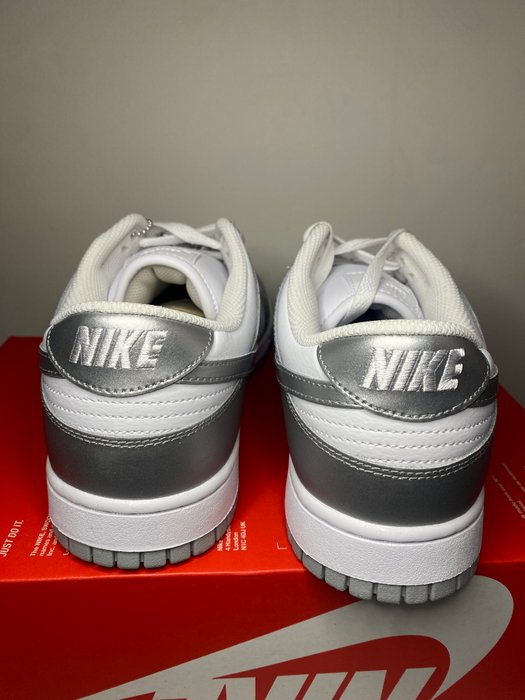 Nike - Dunk Low - Sneakers - Størelse: EU 44.5 - Nyt med labels