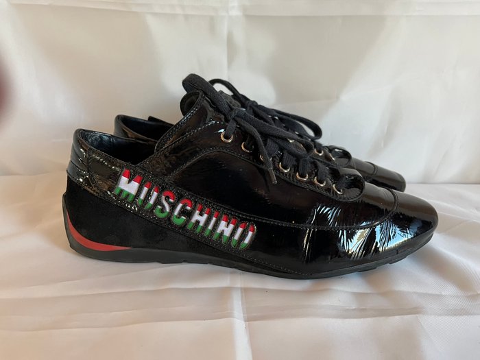 Moschino - Sneakers - Størelse: Shoes / EU 43