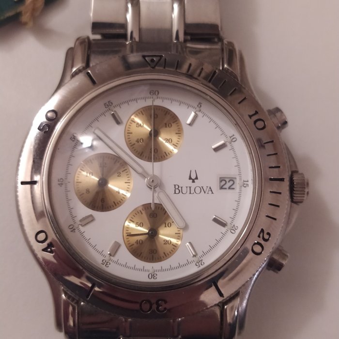 Bulova - Chronograph - Ingen mindstepris - Mænd - 1980-1989