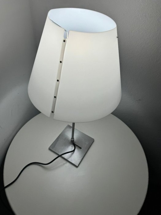 Luceplan - Bordlampe - Plast