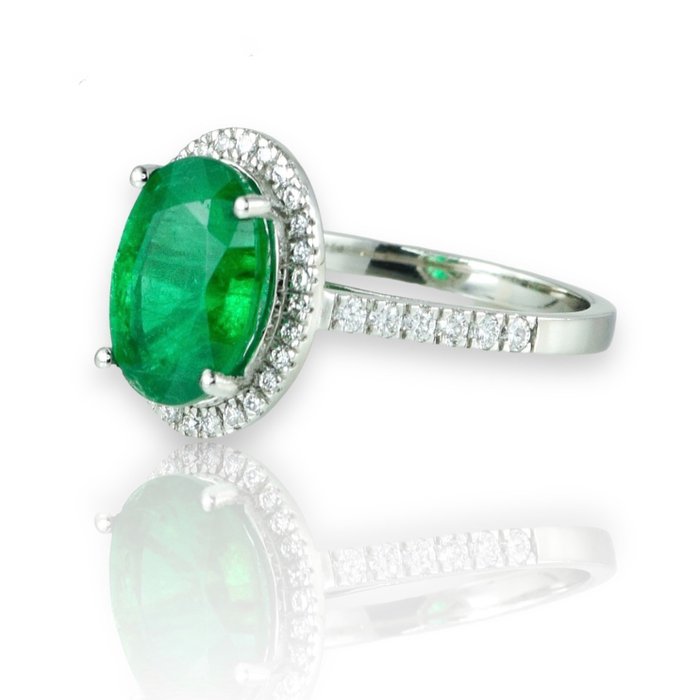 Ring Platin -  338ct tw Smaragd - Diamant - Deep Green - Mindre olie