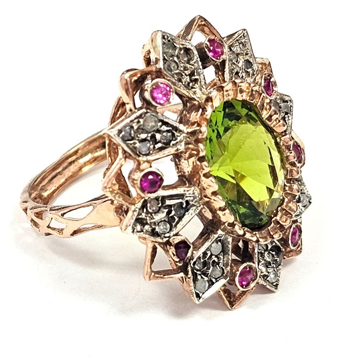 Ingen mindstepris - Ring - 9 kt. Rosaguld, Sølv -  5.49ct. tw. Peridot - Rubin