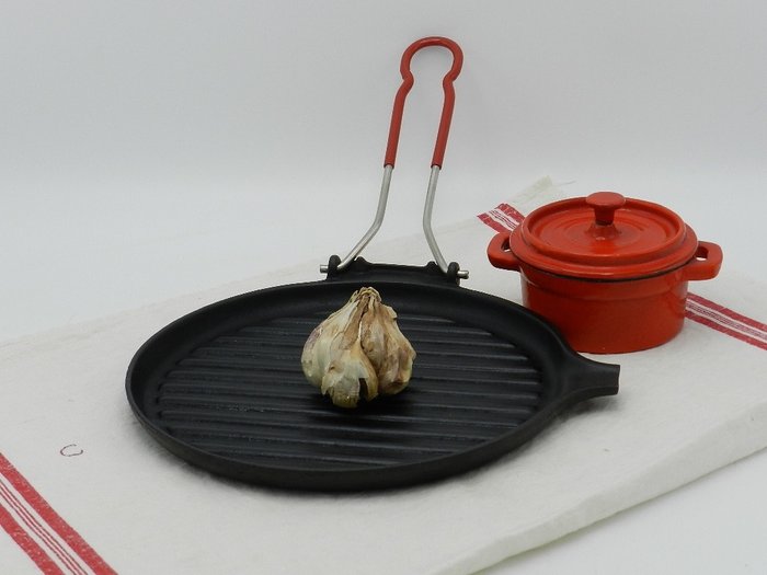 Le Creuset een grillpan en een minicocotte beide van gietijzer - Pande - Støbejern