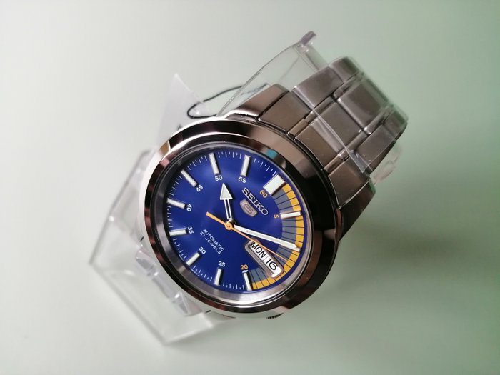 Seiko - Seiko 5 - Ingen mindstepris - Mænd - 2011-nu