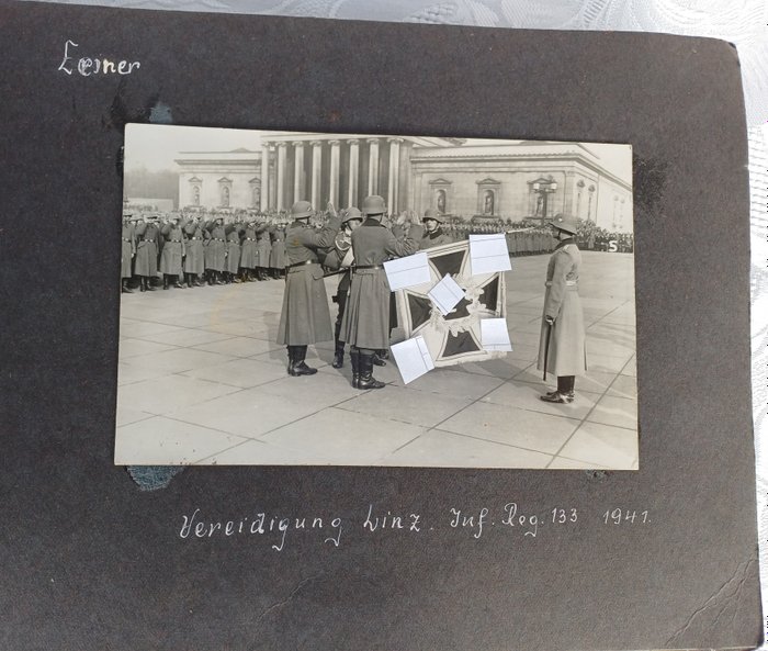 Fotoalbum - Kriegserinnerungen, Infanterie Regiment 133, Lettland 1941-1942, mit 190 Fotos/Postkarten.