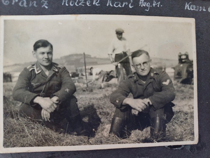 Fotoalbum - Kriegserinnerungen, Infanterie Regiment 133, Lettland 1941-1942, mit 190 Fotos/Postkarten.