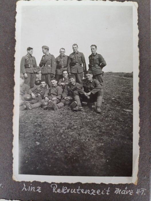 Fotoalbum - Kriegserinnerungen, Infanterie Regiment 133, Lettland 1941-1942, mit 190 Fotos/Postkarten.