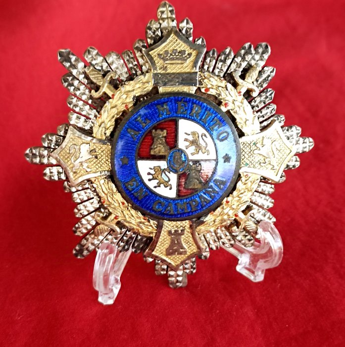 Spanien - Belønning - Spain, Facsist State. A War Cross, Breast Star