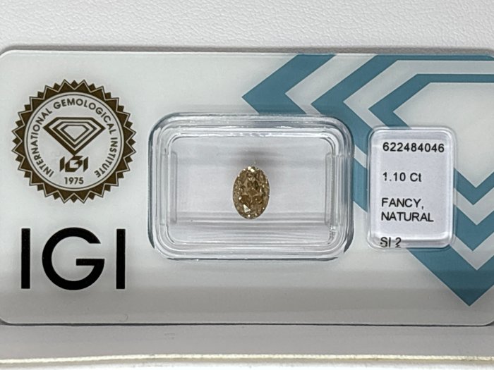 Ingen mindstepris - 1 pcs Diamant  (Naturfarvet)  - 110 ct - Oval - Fancy intense Brunlig Gul - SI2 - International Gemological Institute (IGI)