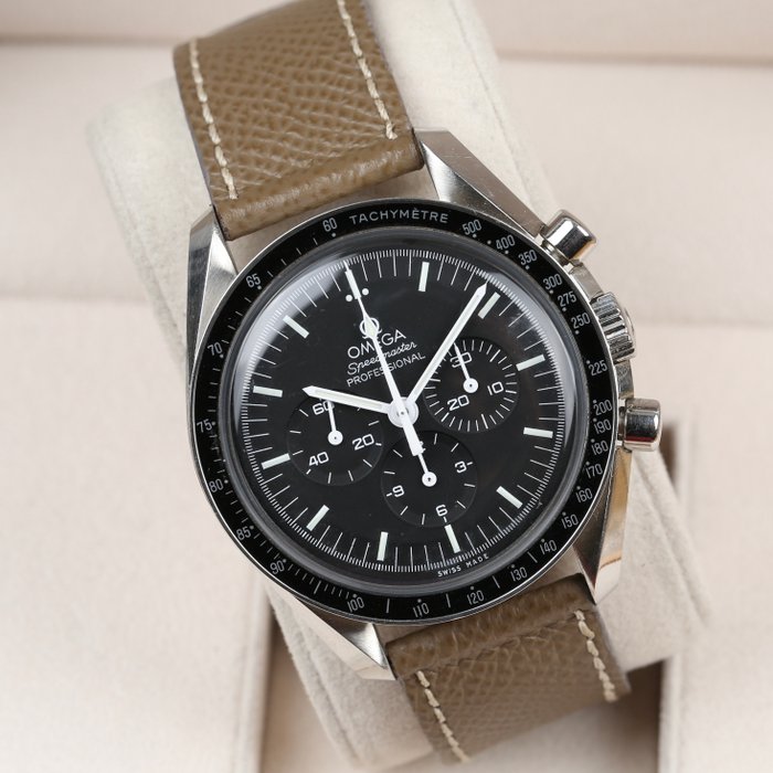 Omega - Speedmaster Professional Moonwatch - 35705000 - Mænd - 2000-2010