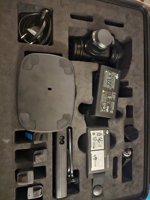 DJI OSMO PRO met 4 accu's, Pro koffer, extra laders enz... Gimbal