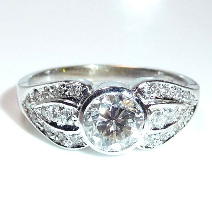 Ring - 14 karat Hvidguld -  125ct tw Diamant (Natur)  - Central diamant 100 ct