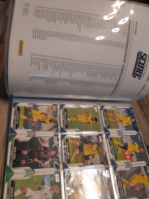 2021/22 Panini Score FIFA Erling Haaland, Jude Bellingham, Kylian Mbappé, Cristiano Ronaldo, Lionel Messi Complete Set - Næsten så god som ny (NM)