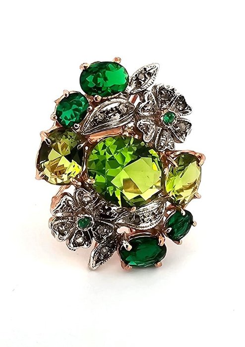 Ingen mindstepris - Ring - 9 kt. Rosaguld, Sølv -  8.54ct. tw. Peridot - Smaragd