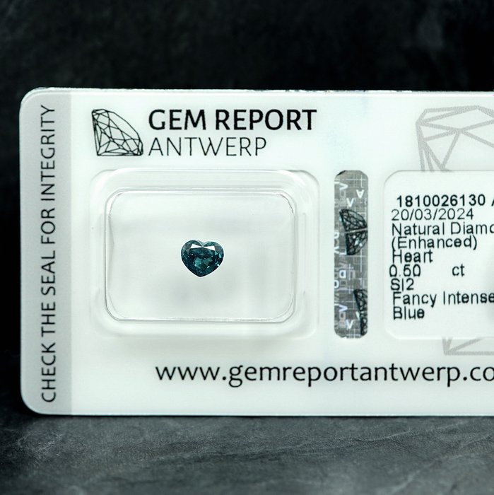 1 pcs Diamant  (Farvebehandlet)  - 0.50 ct - SI2 - Gem Report Antwerp (GRA)