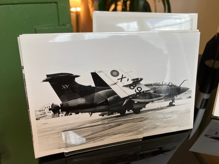 Foldede vinger: Sjælden 1950'er-1990'er Vintage Aviation Photograph Lot of 36 by RAF Veteran - 1950-1960