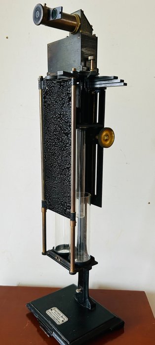 Optisk medicinalinstrument - 1920-1930 - Tyskland - Colorimeter by Ernst Leitz Berlin