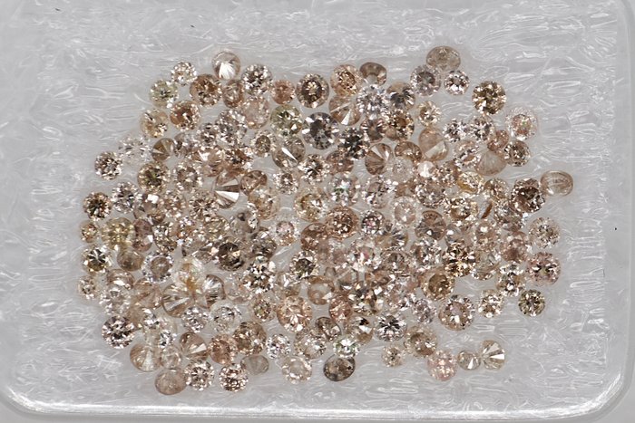 157 pcs Diamanter - 103 ct - Rund - Mix Brown - SI-I  NO RESERVE PRICE