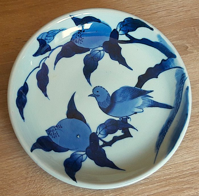 Fad - ANTIK blå  hvid porcelæn KO-IMARI Trendy FUGL, EDO 17-18.