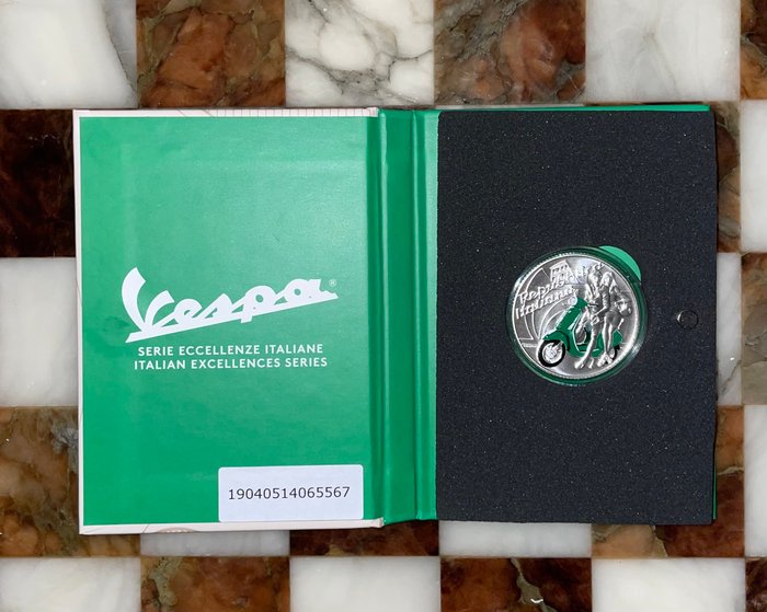 Italien. 5 Euro 2019 "Vespa" - Green Version