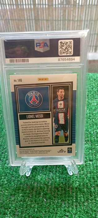 2021/22  22/23 Topps, Panini Lionel Messi PSA 8 - 3 Graded card