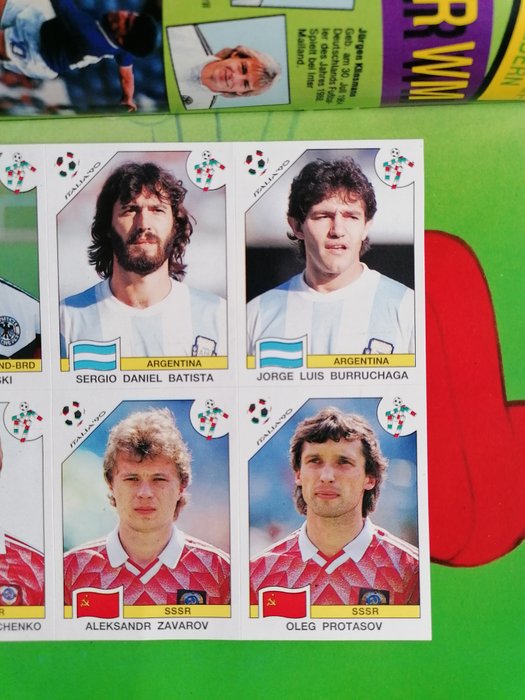 Panini - World Cup Italia 90 - Mickey magazine with promosheet including Maradona - 8 Loose stickers