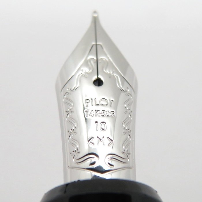 Pilot - Custom Heritage 912 (black  silver) - 14K gold #10 nib (B) - Fyldepen