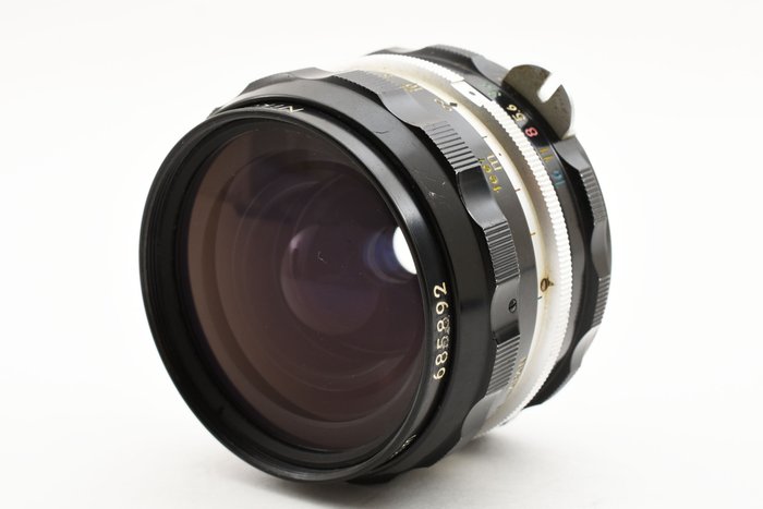 Nikon Nikkor-H Auto 35/28mm Non-Ai Lens | Vidvinkelobjektiv