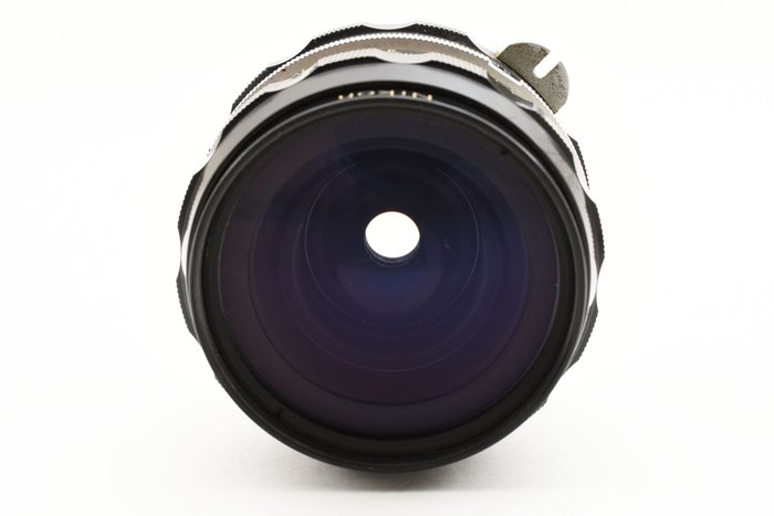 Nikon Nikkor-H Auto 35/28mm Non-Ai Lens | Vidvinkelobjektiv