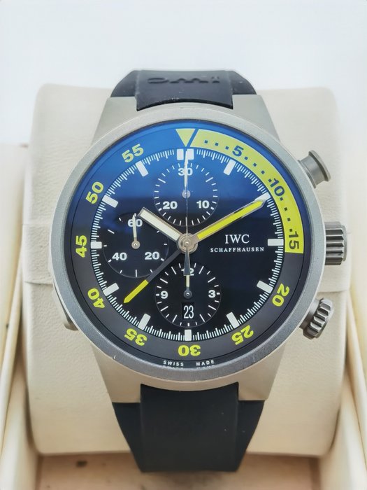 IWC - Aquatimer Split Minute Chronograph - IW372301 - Mænd - 2000-2010