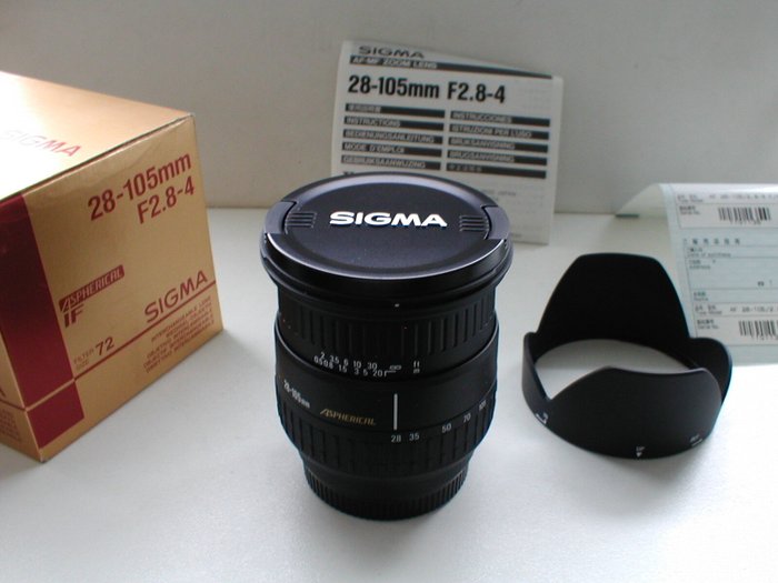 Sigma 28-105mm F/2.8-4 lens voor Minolta A / Sony A Zoomobjektiv