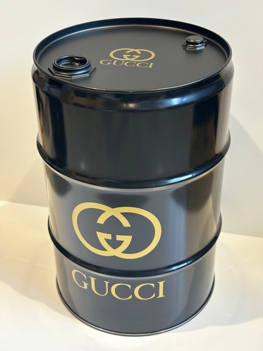 Rob VanMore - Barrel Gucci