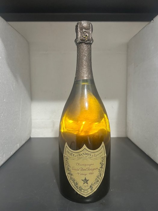 1983 Moët  Chandon Dom Perignon Vintage - Champagne Brut - 1 Flaske (075L)