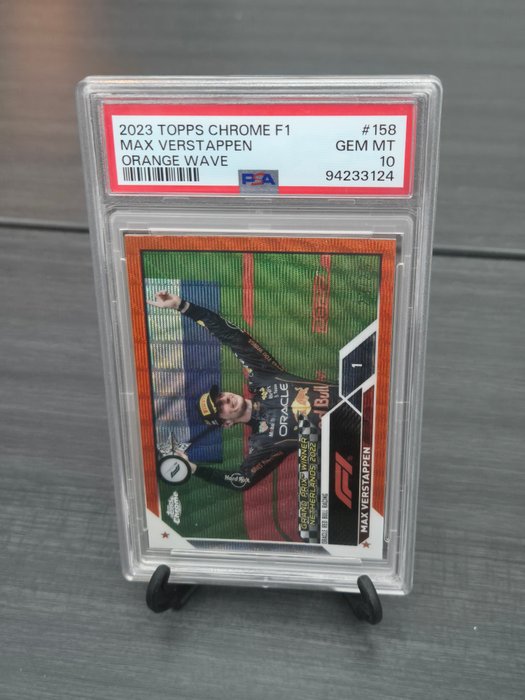 2023 Topps Chrome F1 Max Verstappen #158 Orange Wave /25 PSA 10 Graded card