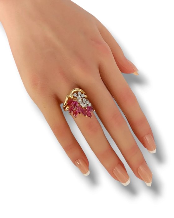 Ring - 14 karat Gulguld, Smuk 14K gul guldring med diamantring Diamant (Natur)  - Safir