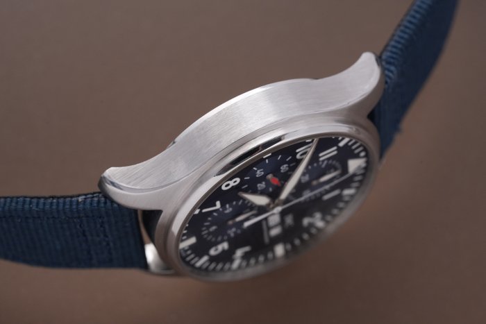 IWC - Pilot Chronograph Edition ''Le Petit Prince'' - IW377714 - Mænd - 2011-nu