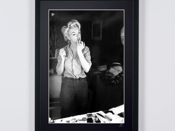 Marilyn Monroe - Fine Art Photography - Luxury Wooden Framed 70X50 cm - Limited Edition Nr 02 of 30 - Serial ID 30133 - Original Certificate (COA), Hologram Logo Editor and QR Code - 100% New item